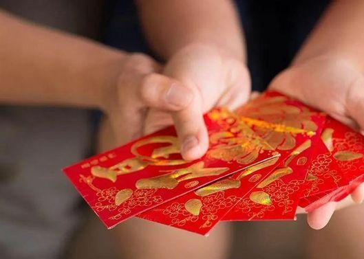 补登：眷注员工怙恃，，为员工怙恃设置眷注金制度